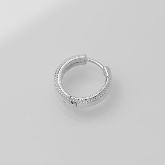 W016 PIERCED