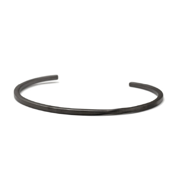 SPIRAL SLENDER BANGLE