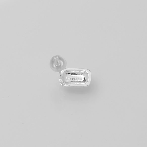 W006 PIERCED