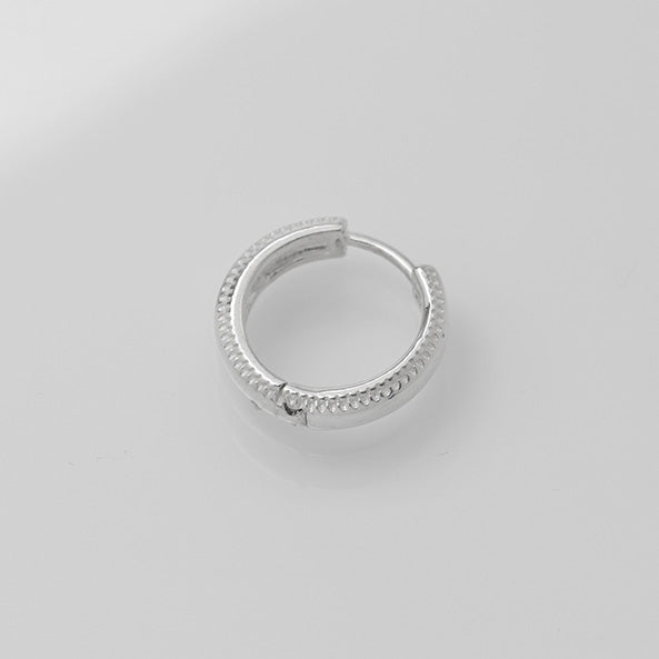 W016 PIERCED